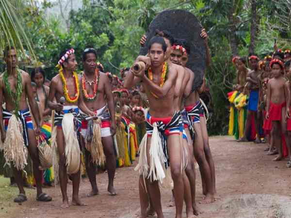 Bí ẩn đồng tiền khổng lồ kỳ lạ trên đảo Yap