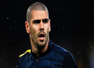 Tương lai của Barca nằm trong tay Valdes