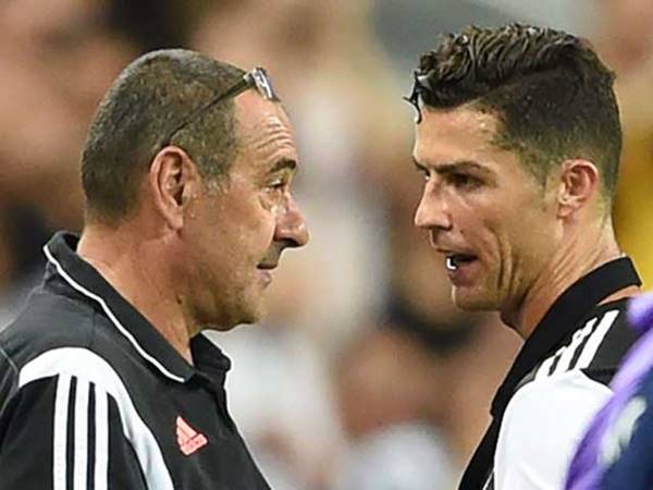 Ronaldo đá phạt tệ thứ nhì Serie A