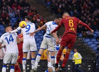 Roma vào top 4 BXH Serie A