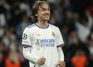 Bóng đá quốc tế 18/4: Luka Modric sẽ không bị Real Madrid đối xử phũ