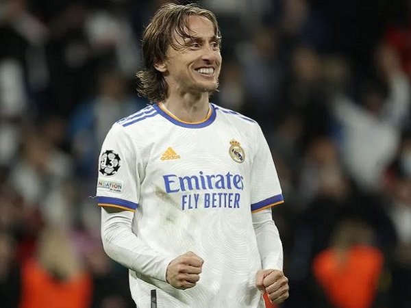 Bóng đá quốc tế 18/4: Luka Modric sẽ không bị Real Madrid đối xử phũ