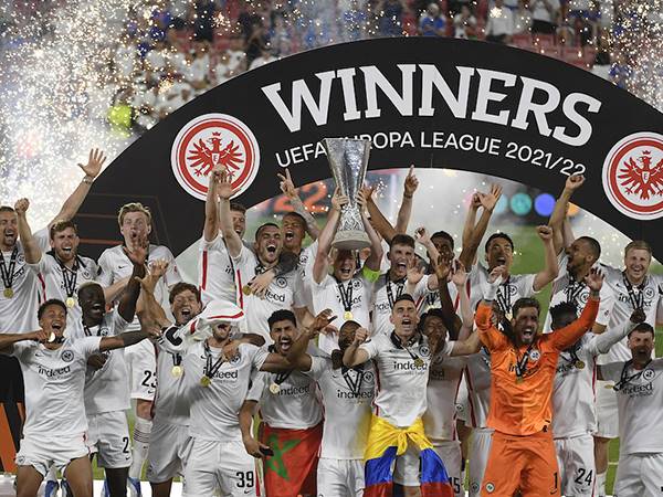 Bóng đá quốc tế 19/5: Frankfurt vô địch Europa League 2021/22