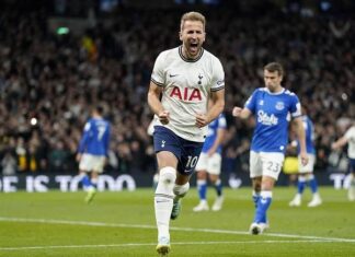 Bóng đá quốc tế 21/10: MU hãy phá két ký Harry Kane