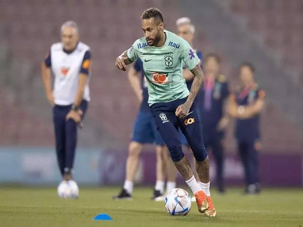 Bóng đá Quốc Tế 25/7: Neymar đã trở lại tập luyện