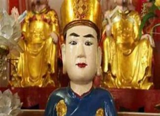 Bài văn khấn Ông Hoàng Bảy linh nghiệm cầu lộc, bình an