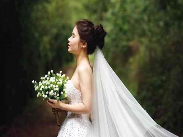 Nữ 1999 lấy chồng tuổi gì không hợp?