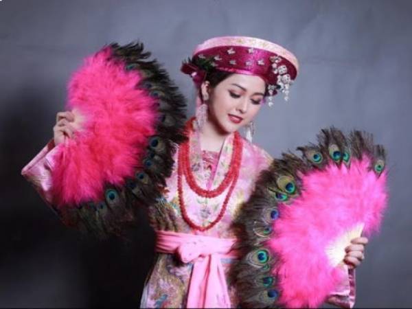 Những lưu ý khi đi lễ Cô 9