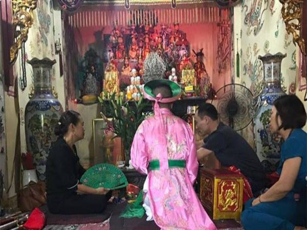 Bài văn khấn Cô Chín Sòng Sơn