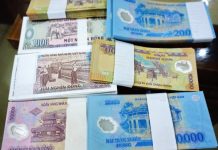 Chiêm bao thấy người khác cho tiền lẻ