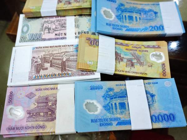 Chiêm bao thấy người khác cho tiền lẻ