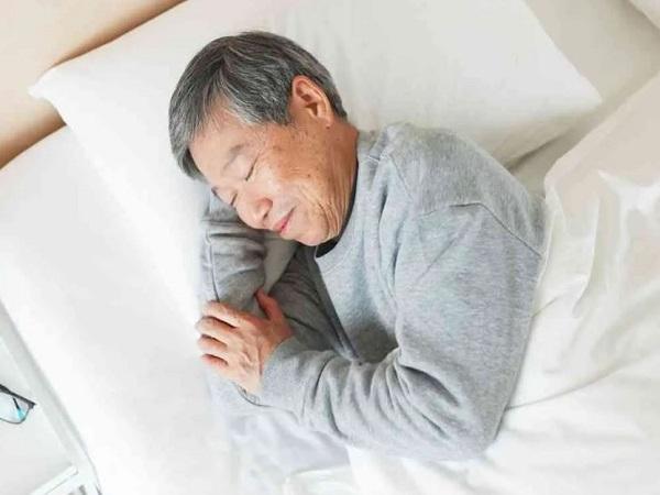 Giải mã chi tiết các giấc mơ thấy ông già