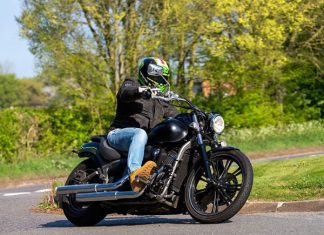 Mơ thấy chạy xe máy là điềm gì, con gì số gì may mắn?