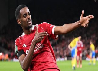 Isak trở lại sau chuỗi ngày dài chấn thương