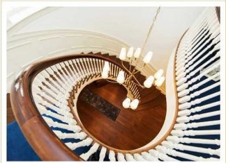 Nằm mơ thấy cầu thang có con gì phát tài phát lộc